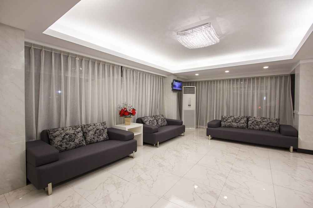 Hotel Esta Yangon Bagian luar foto