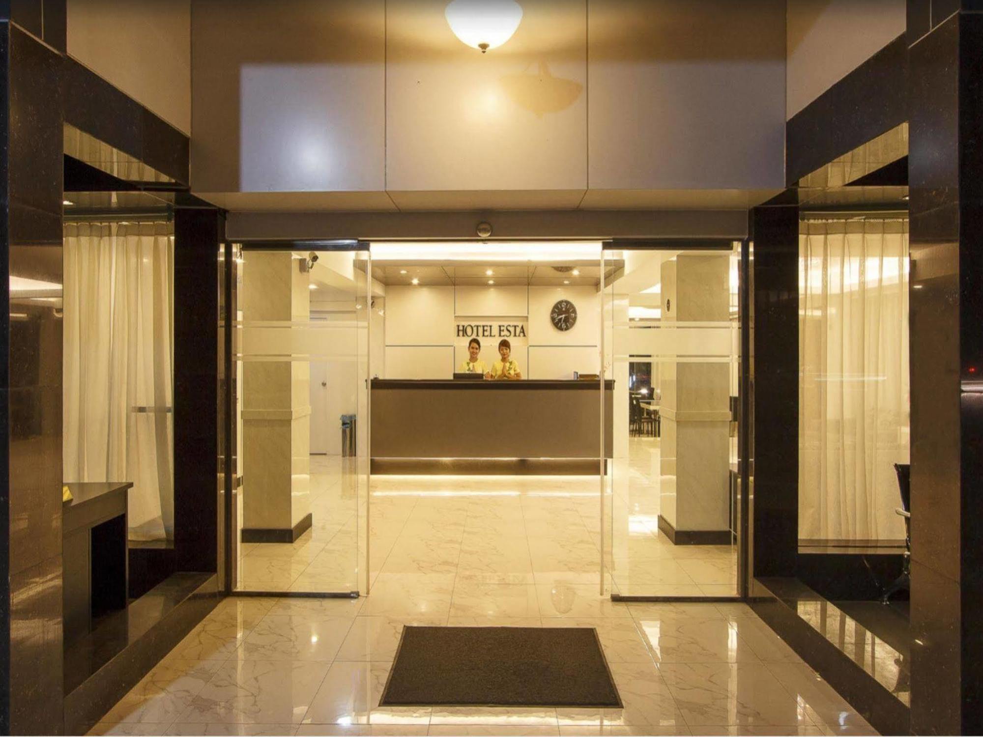 Hotel Esta Yangon Bagian luar foto